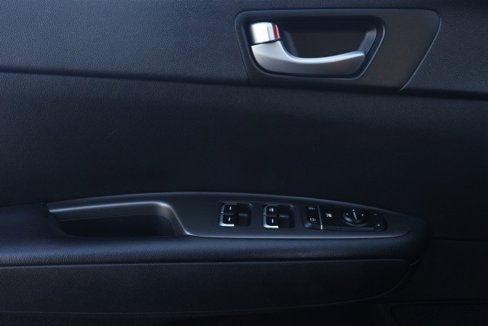 Used 2020 Kia Optima LX image 23