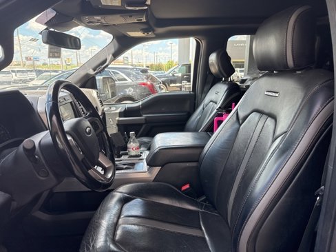 Used 2019 Ford F150 Platinum w/ Max Trailer Tow Package image 9