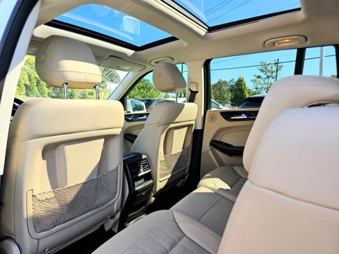 Certified 2019 Mercedes-Benz GLS 450 4MATIC image 26