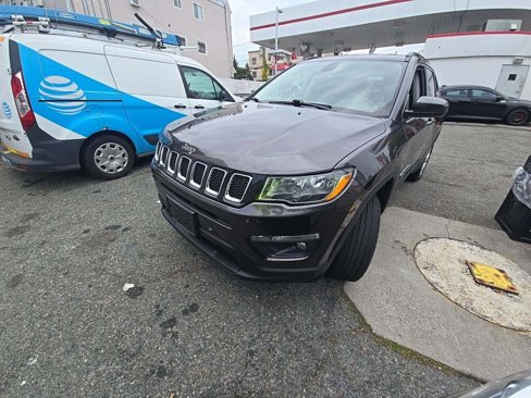 Used 2020 Jeep Compass Latitude w/ Cold Weather Group image 6