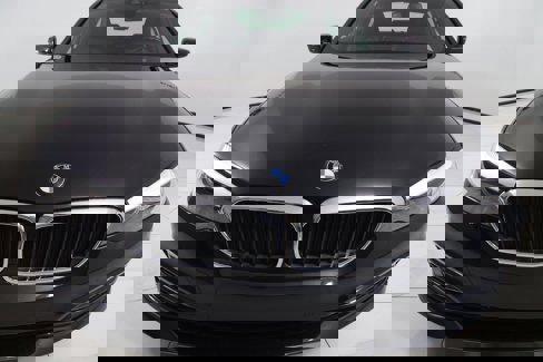 Used 2018 BMW 530i xDrive image 52