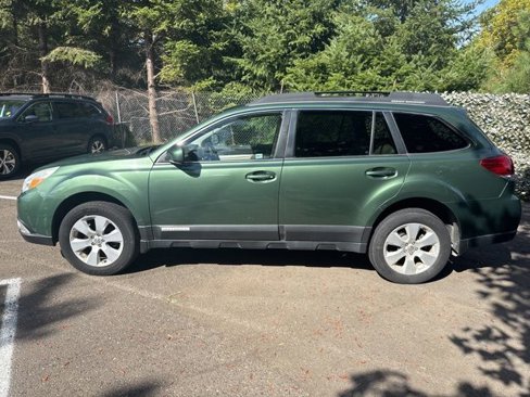 Used 2012 Subaru Outback 2.5i Premium w/ All-Weather Pkg image 4