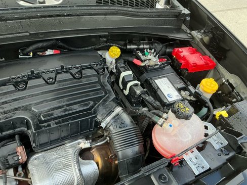 Used 2023 Jeep Renegade Latitude image 19