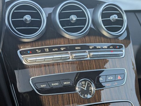 Used 2019 Mercedes-Benz C 300 4MATIC Sedan image 20