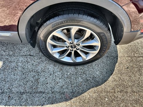 Used 2018 Lincoln MKC Select w/ Select Plus Package image 12