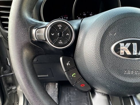 Used 2019 Kia Soul image 18