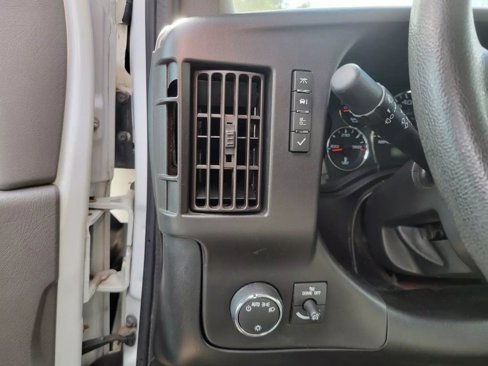 Used 2019 Chevrolet Express 2500 w/ Driver Convenience Package image 10