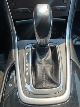 Used 2017 Ford Edge Titanium w/ Technology Package image 26