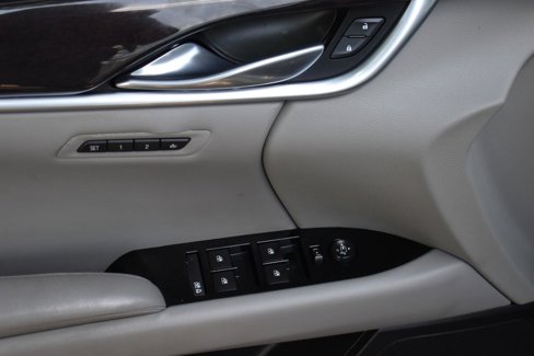 Used 2017 Cadillac XTS Luxury image 29