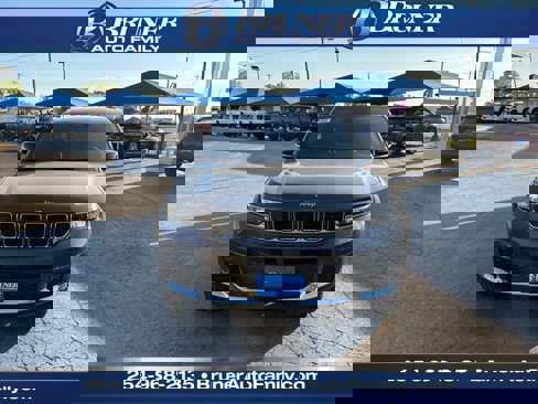 New 2025 Jeep Grand Cherokee L Limited w/ Trailer Tow Package image 2