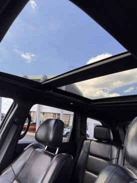 Used 2020 Jeep Grand Cherokee Limited w/ Luxury Group II image 19