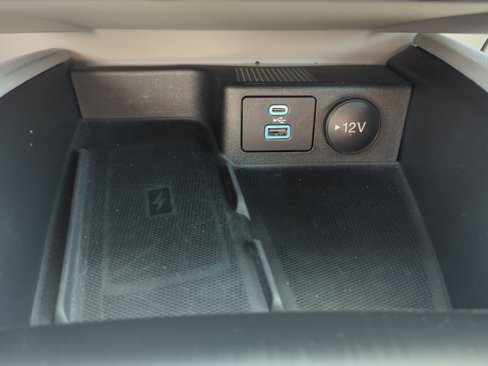 Used 2023 Ford Escape Platinum image 28