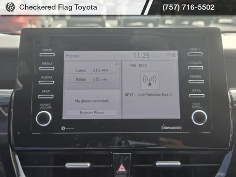 Used 2021 Toyota Camry LE image 15