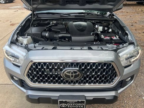 Used 2019 Toyota Tacoma TRD Sport image 18
