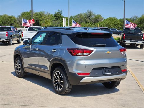 New 2026 Chevrolet TrailBlazer LT w/ Driver Confidence Package image 3