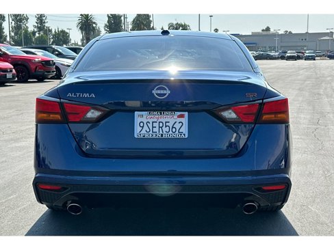 Used 2024 Nissan Altima 2.5 SR w/ SR Premium Package image 4