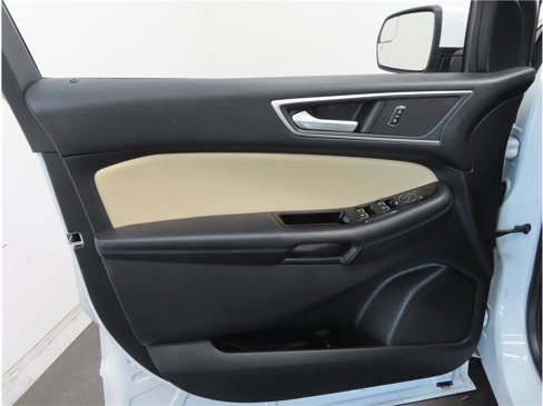 Used 2018 Ford Edge SEL w/ Equipment Group 201A image 5