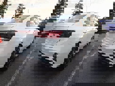 Used 2023 Kia Forte LXS image 4