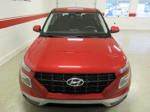 Used 2020 Hyundai Venue SE image 14