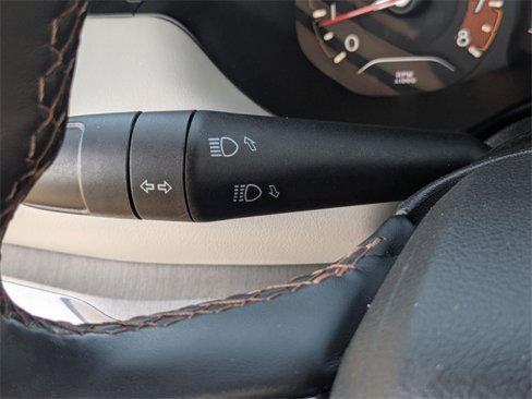 Used 2022 Jeep Compass Limited image 25