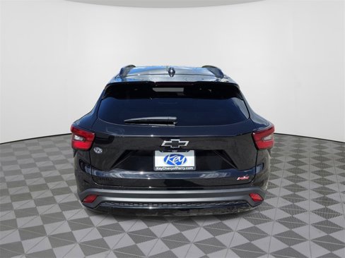 New 2025 Chevrolet Trax RS image 9