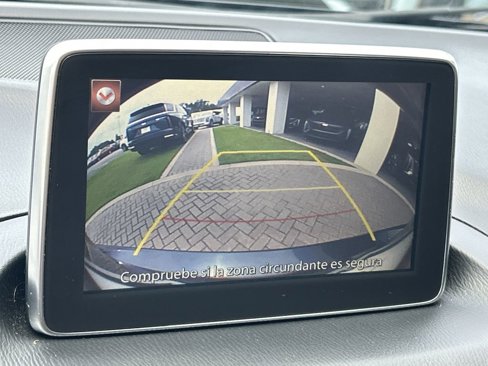 Used 2016 MAZDA MAZDA3 i Touring image 21