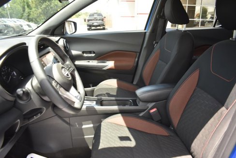 Used 2023 Nissan Kicks SR image 14