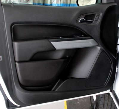 Used 2022 Chevrolet Colorado LT w/ Fleet Safety Package image 15