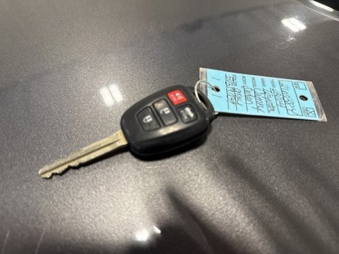 Used 2014 Toyota Camry SE image 31