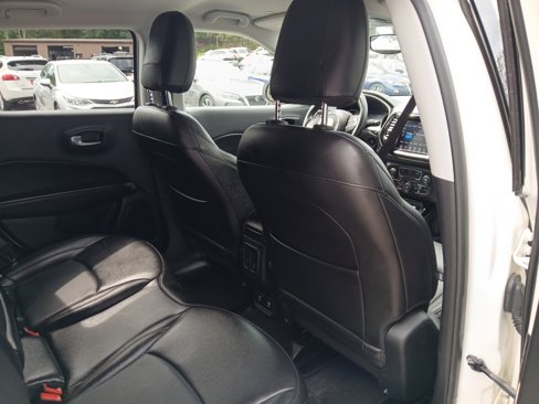 Used 2019 Jeep Compass Limited image 13