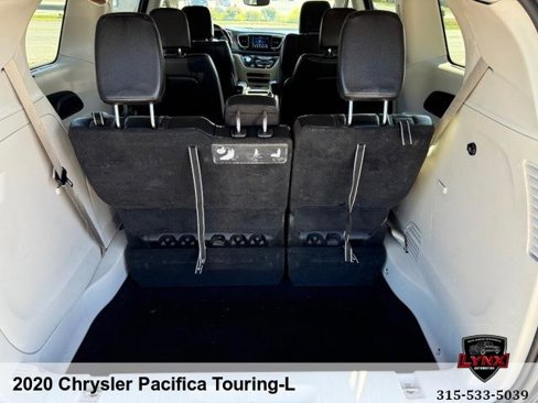 Used 2020 Chrysler Pacifica Touring-L image 41