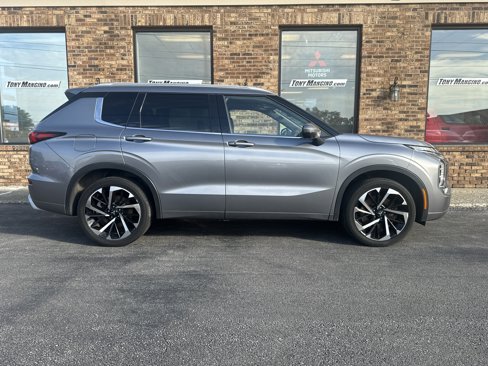 Used 2022 Mitsubishi Outlander SEL image 6