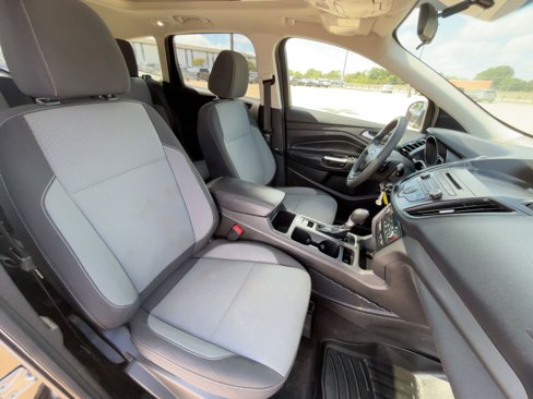 Used 2017 Ford Escape SE image 28