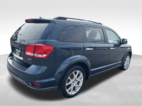 Used 2014 Dodge Journey SXT w/ Flexible Seating Group image 4