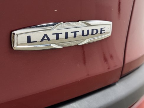 Used 2014 Jeep Cherokee Latitude image 11