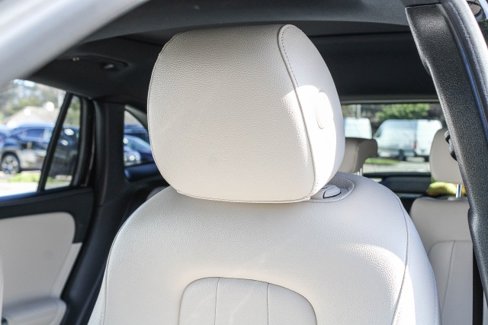 Certified 2025 Mercedes-Benz GLA 250 4MATIC image 21