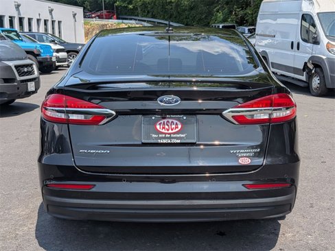 Used 2020 Ford Fusion Energi Titanium image 4