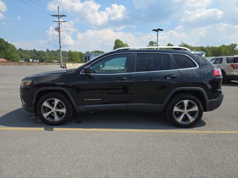 Used 2019 Jeep Cherokee Limited image 7