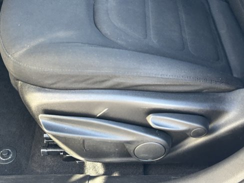 Used 2022 Jeep Renegade Latitude image 18