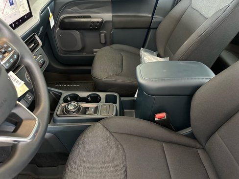 New 2025 Ford Maverick XL image 21