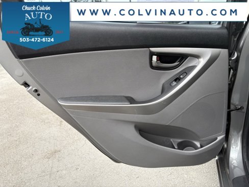Used 2013 Hyundai Elantra Limited image 28