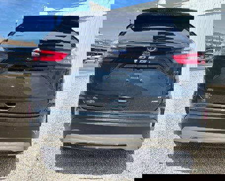 Certified 2022 Ford Edge SEL w/ Convenience Package image 4