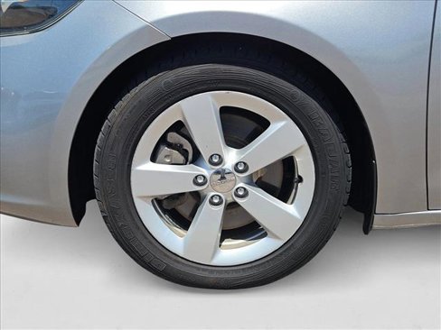 Used 2015 Dodge Dart SXT image 20
