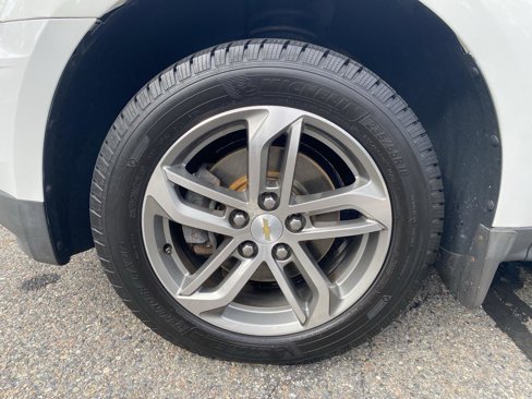 Used 2016 Chevrolet Equinox LTZ w/ Enhanced Convenience Package image 10