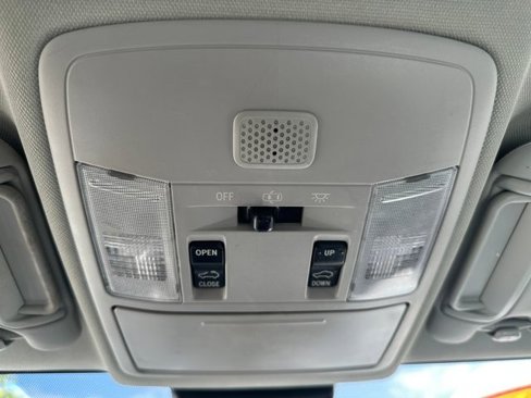 Used 2018 Toyota RAV4 XLE image 21