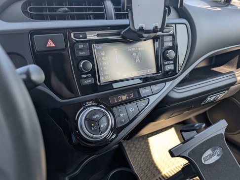 Used 2015 Toyota Prius C One image 15