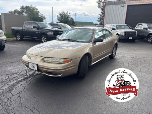 Used 2004 Oldsmobile Alero GL image 1