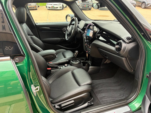 Used 2022 MINI Cooper S image 17
