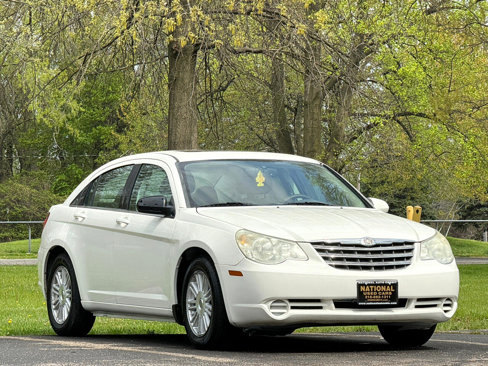 Used 2009 Chrysler Sebring Touring w/ Electronics Convenience Group image 3
