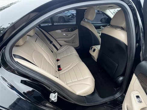 Used 2015 Mercedes-Benz C 300 Sedan image 33